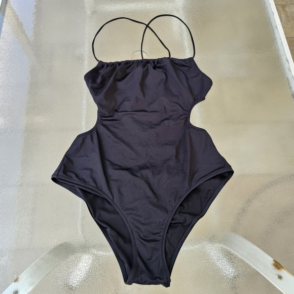 Victoria's Secret XL Sexy Black Monobikini Swimwear - Picture 2 of 10